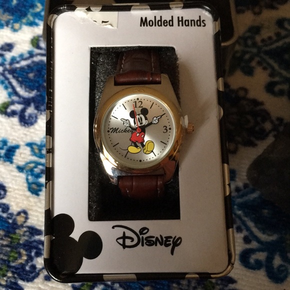 Mickey Mouse watch by Disney, New still in box - Picture 2 of 8